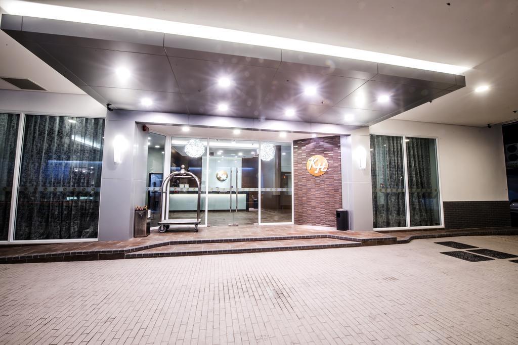 Keoja Hotel Kuala Belait Exterior photo